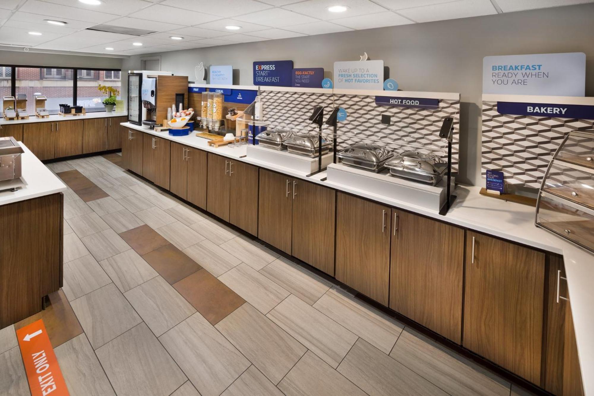 Express & - Downtown By Ihg Hotel Atlanta